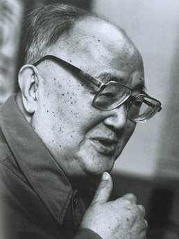 胡绳(中国哲学家、近代史专家)