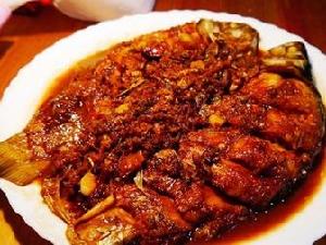 红烧鲫鱼(美味私房菜)