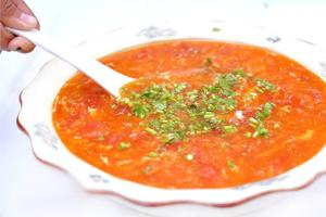 西红柿鸡蛋汤(家常菜)