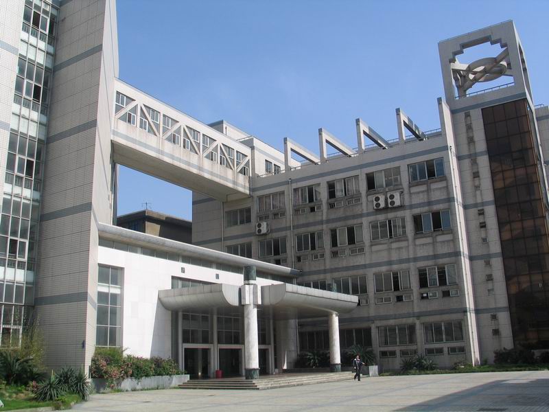 南昌大学科学技术学院(江西省九江市民办本科学院)