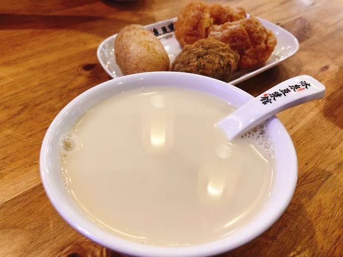 冰泉豆浆(汉族特色小吃)