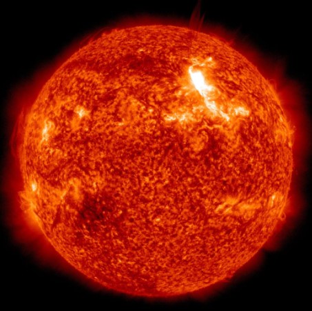 太阳(太阳系中心的恒星)