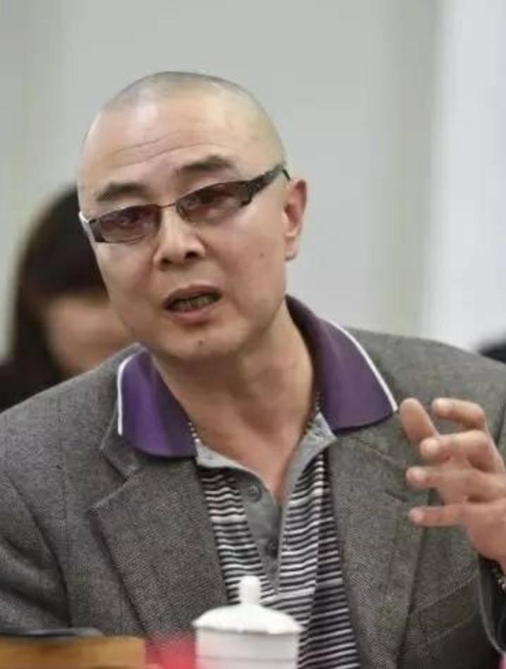 徐少华(山东省戏剧专家、国家一级演员)