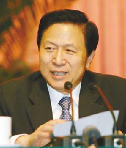 梁保华(原中国宋庆龄基金会副主席)