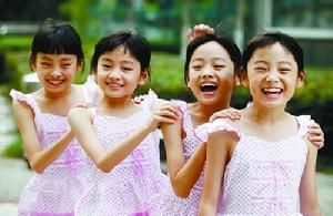 南京四小凤(中国亚青会采火圣女)