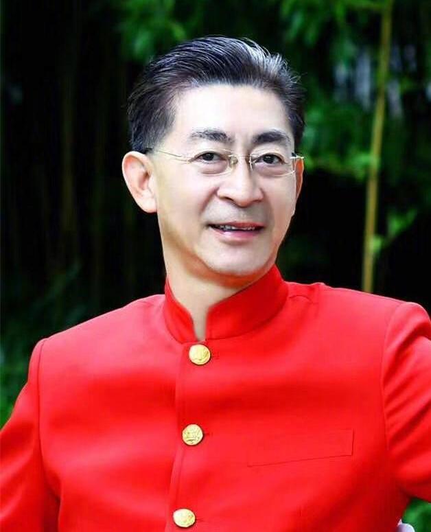 六小龄童(中国内地戏曲、影视男演员、国家一级演员)