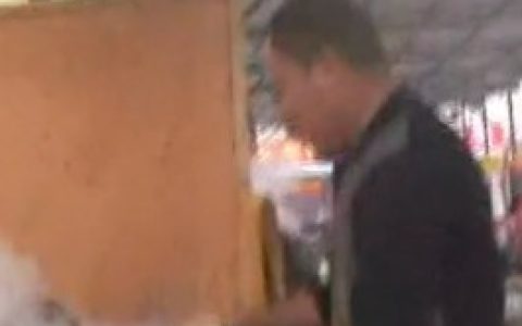 大勺哥(东北摆摊的网红厨师)