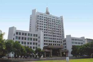 中南大学铁道学院(教育部直属的综合性全国重点大学)