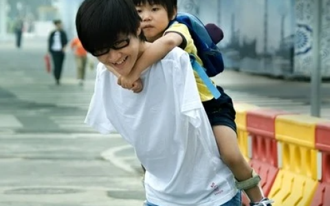 最长的拥抱(2012年杨亚洲执导的电影)