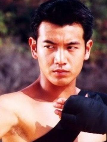 地上最强(2001年董玮执导的电影)