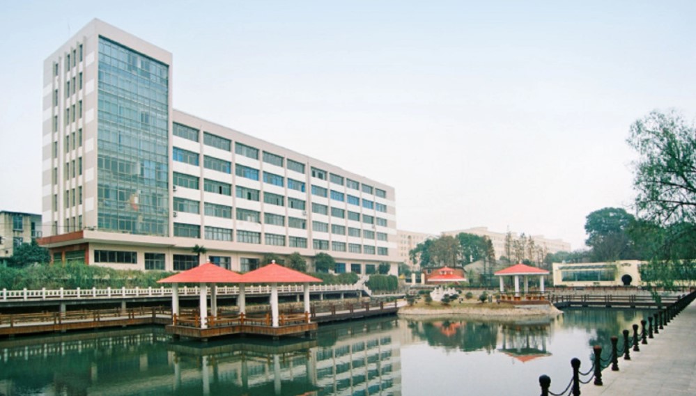 武汉职业技术学院(全日制普通高等职业院校)