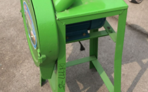 切草机(将草类原料切成一定长度的设备)