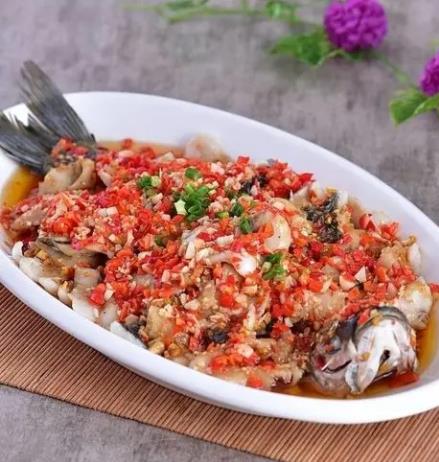剁椒鱼(湘潭名菜)