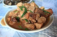 芋头炖排骨(菜品名称)