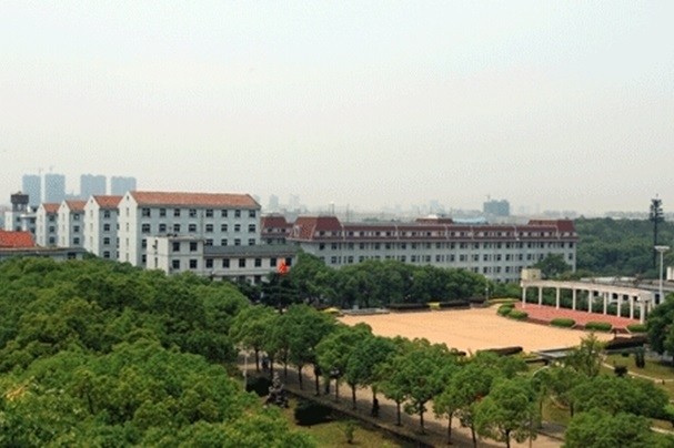 江西公安专科学校(一般指江西省人民警察学校)