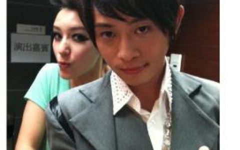 决斗巴哈(南拳妈妈2010年发行专辑)