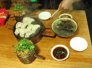 蒸饺(传统小吃)