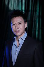 侯志宏(《母亲，母亲》男一号)