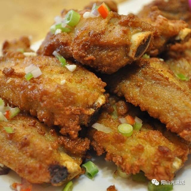 椒盐排骨(汉族特色菜肴)