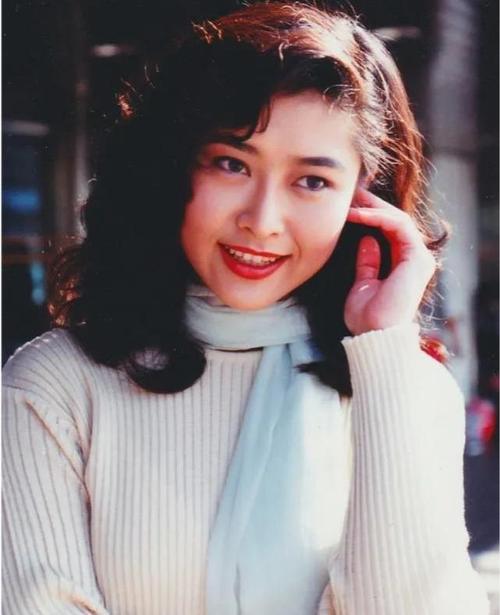 叶玉卿(中国香港女演员、歌手)