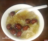 银耳红枣枸杞汤(菜品名称)