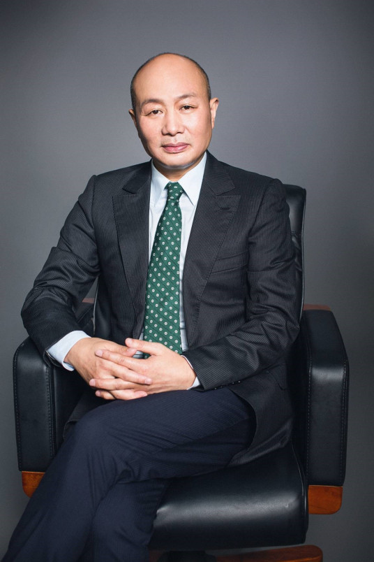 陈邦(爱尔眼科医院集团股份有限公司董事长)