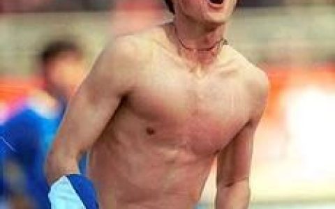 宿茂臻(中国国家男子足球队主力前锋)