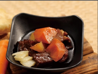 牛腩(牛腹部及靠近牛肋处的松软肌肉)