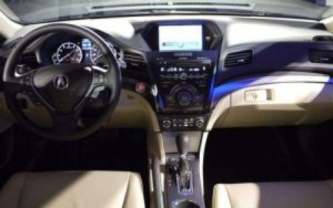 讴歌ILX(日本本田产的轿车)