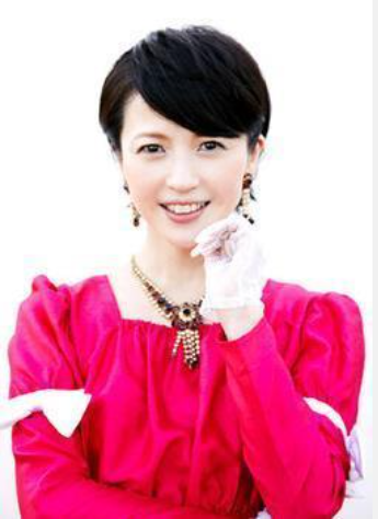 三浦理惠子(日本女演员、歌手、声优)