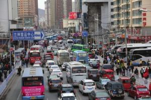 车流密度(道路上车辆的密集程度)
