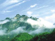 伏牛山(中国河南省西南部山脉)