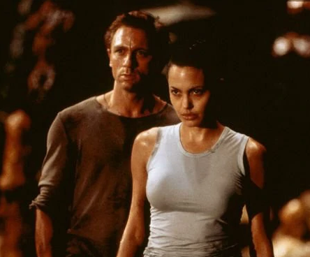 古墓丽影(美国2001年西蒙·韦斯特执导电影)