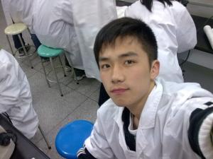 冯立淼(中国男歌手)