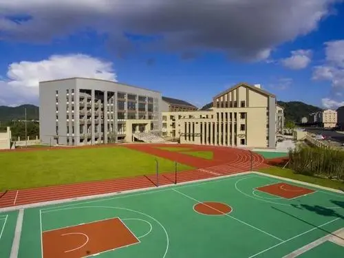 泽国中学(公立省三级重点中学)