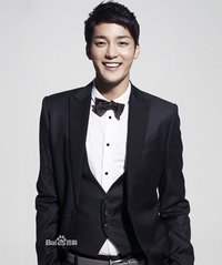 金镇佑(韩国男演员)