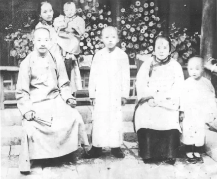 乐镜宇(济南宏济堂创始人)