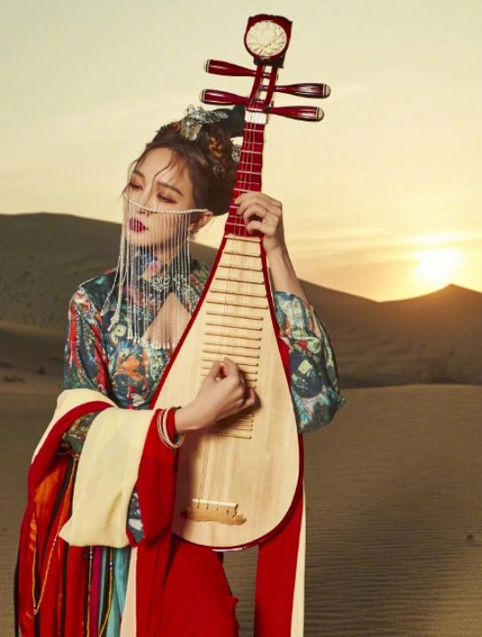 孟佳(中国内地女歌手、演员、主持人)