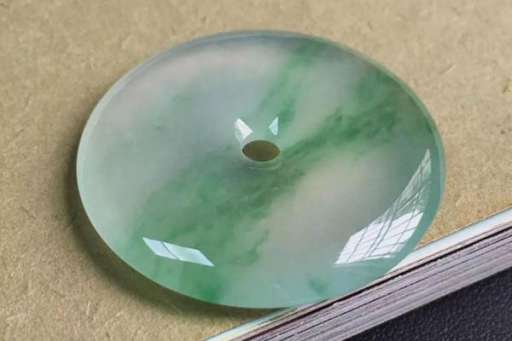 冰种翡翠平安扣
