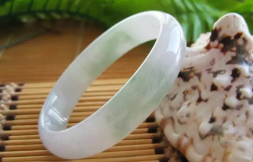 翡翠手镯