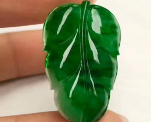 老坑种冰种满绿金枝玉叶天然翡翠吊坠