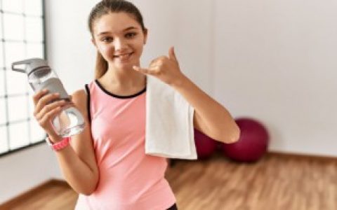 几号塑料能装开水,几级塑料杯可以装开水