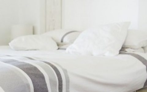 羊毛脱落时怎么办及其利弊 羊毛脱落时应该怎么办和它的利弊