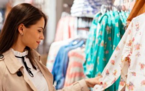 Polo衫与T恤有什么区别 Polo衫与T恤有哪些区别