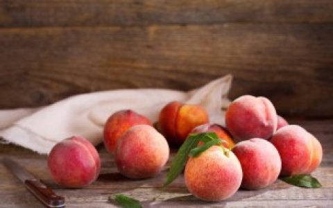 血桃和普通桃子区别是什么（血桃和普通桃子有什么区别）