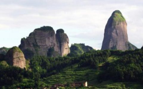 骆驼峰在哪里（骆驼峰地址）