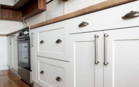 厨房墙上的油污去除方法介绍,厨房墙上的油污怎么去除