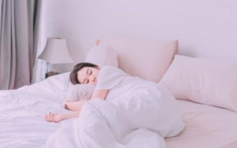 梦见跌落是什么意思 梦见跌落好不好