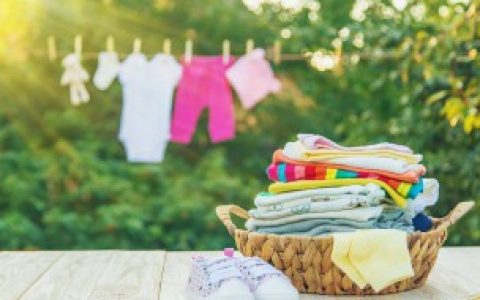 衣服污垢洗不掉怎么办（衣服污垢洗不掉怎么处理）