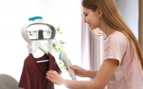 衣服熨烫会起泡是什么原因,衣服熨烫会起泡是怎么回事